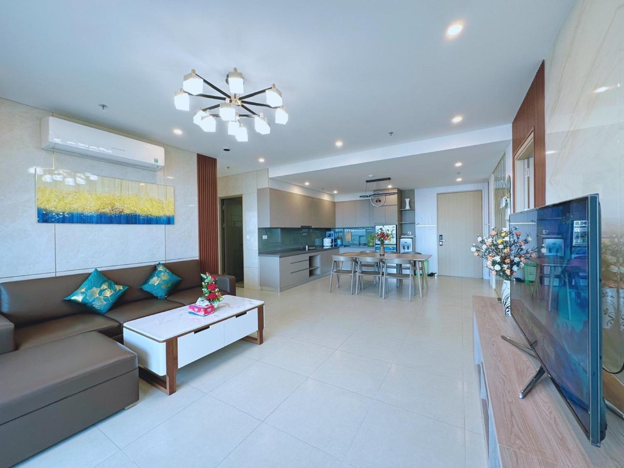 Trong's - The Song Condotel Apartment