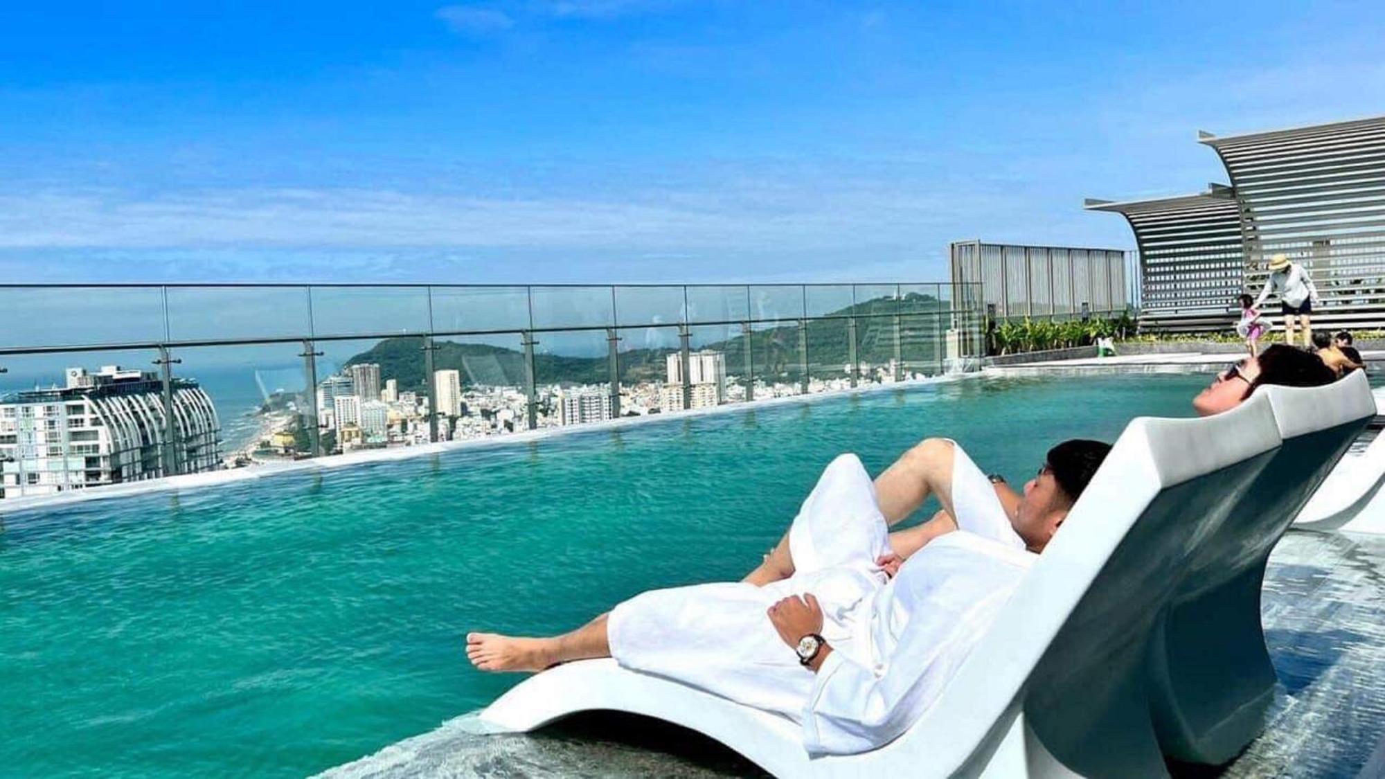 Trong's - The Song Condotel Apartment *